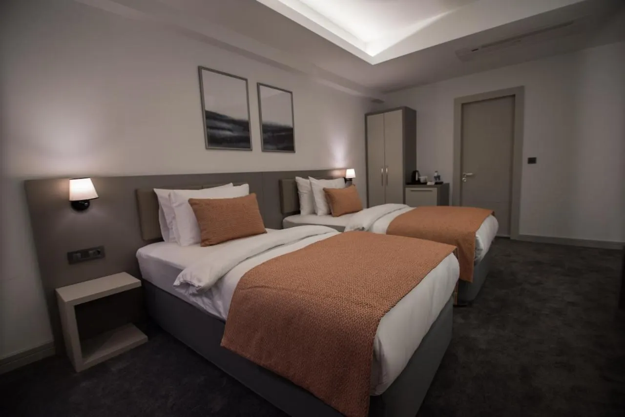 ***  Dovv Hotel Business Gaziemir Türkei